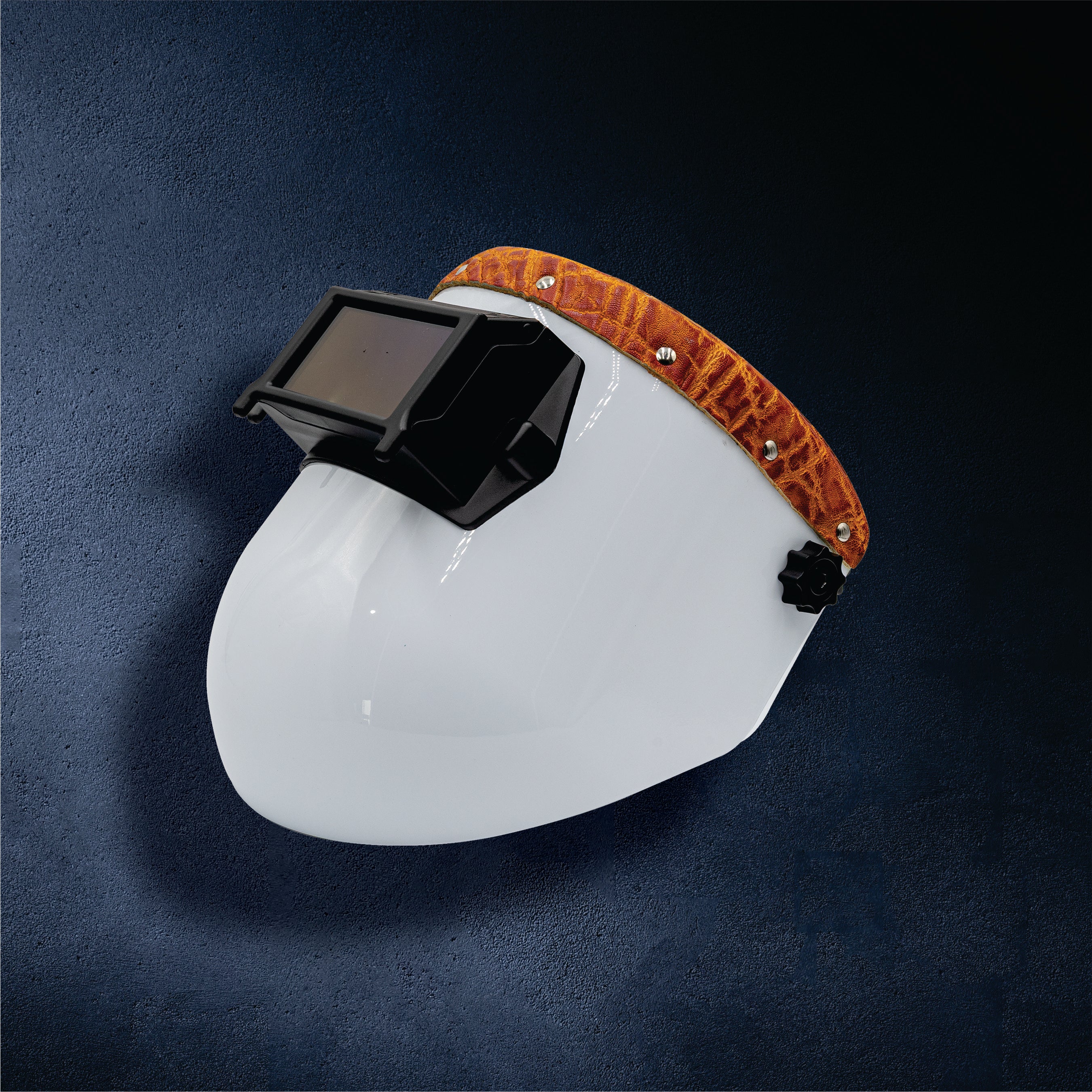 Outlaw Leather Proliner — White Shell with Genuine Peanut Brittle Elpehant